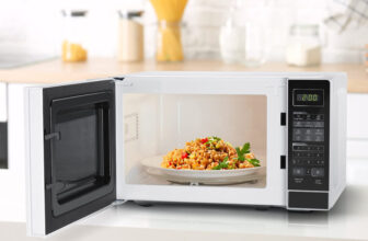 Vale a pena investir em um microondas Midea?